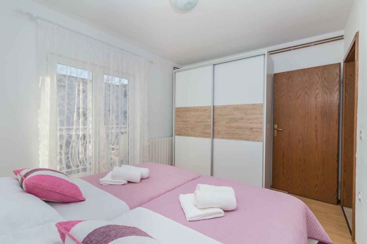 Apartment La Mare Стобрек Экстерьер фото